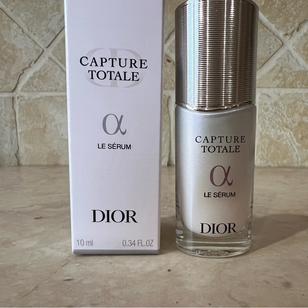 Dior Capture Totale Le Serum BNIB